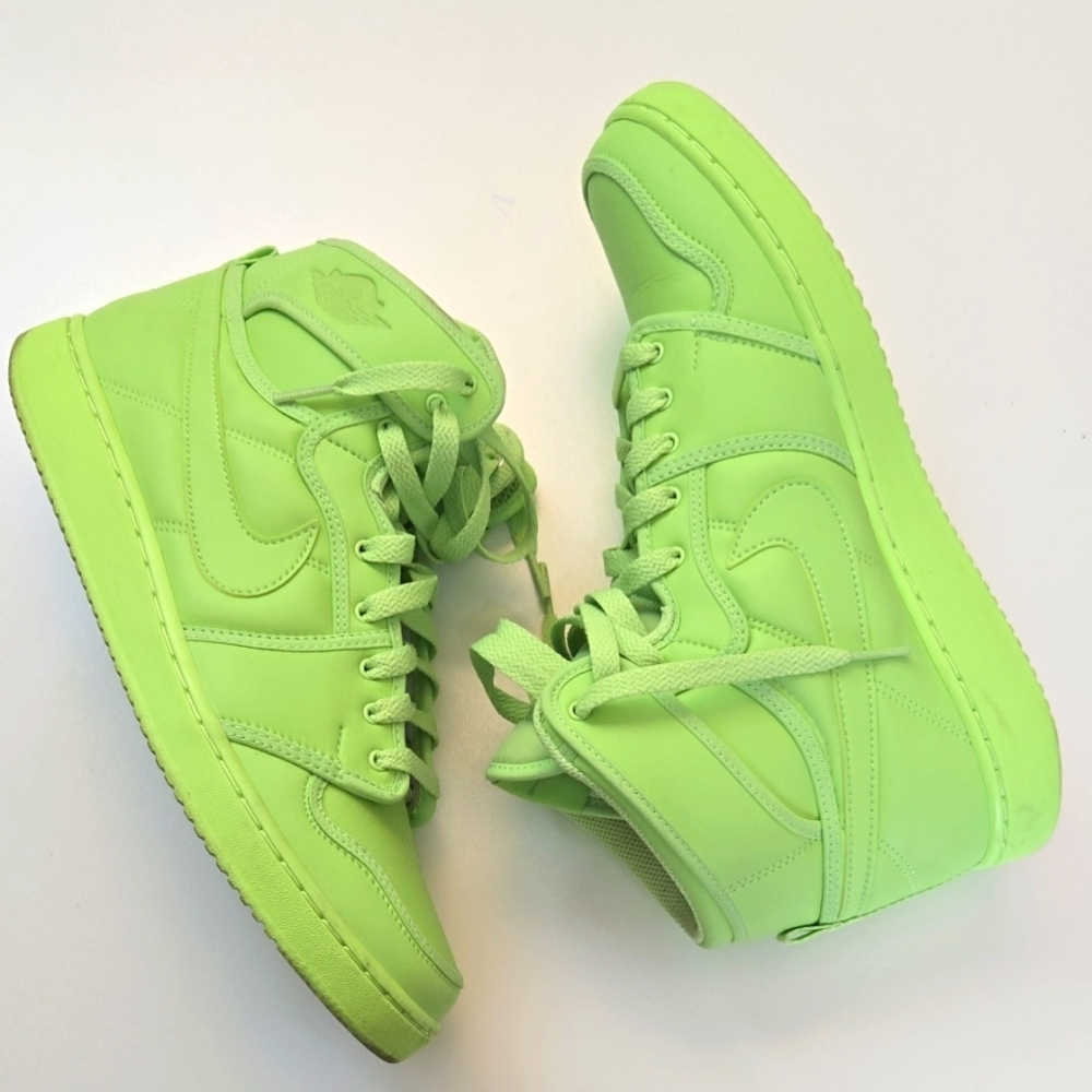 Nike Jordans 1 Billie Eilish Womens 10, Key Lime
